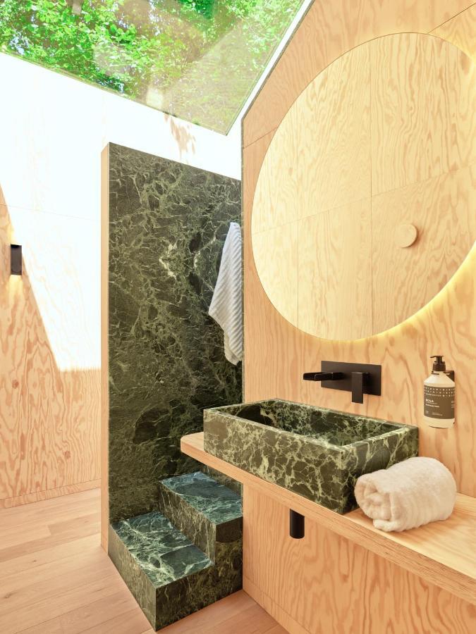 Hutstuf The Beaver & Private Outdoor Spa ラ・ロシュ・アン・アルデンヌ エクステリア 写真